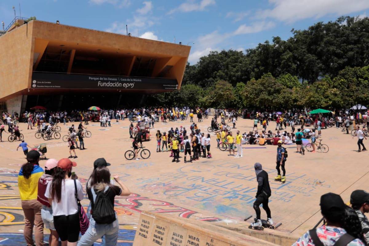 El Parque de los Deseos es el sitio de congregación de los marchantes para realizar sus actividades culturales. Foto: Carlos Velásquez