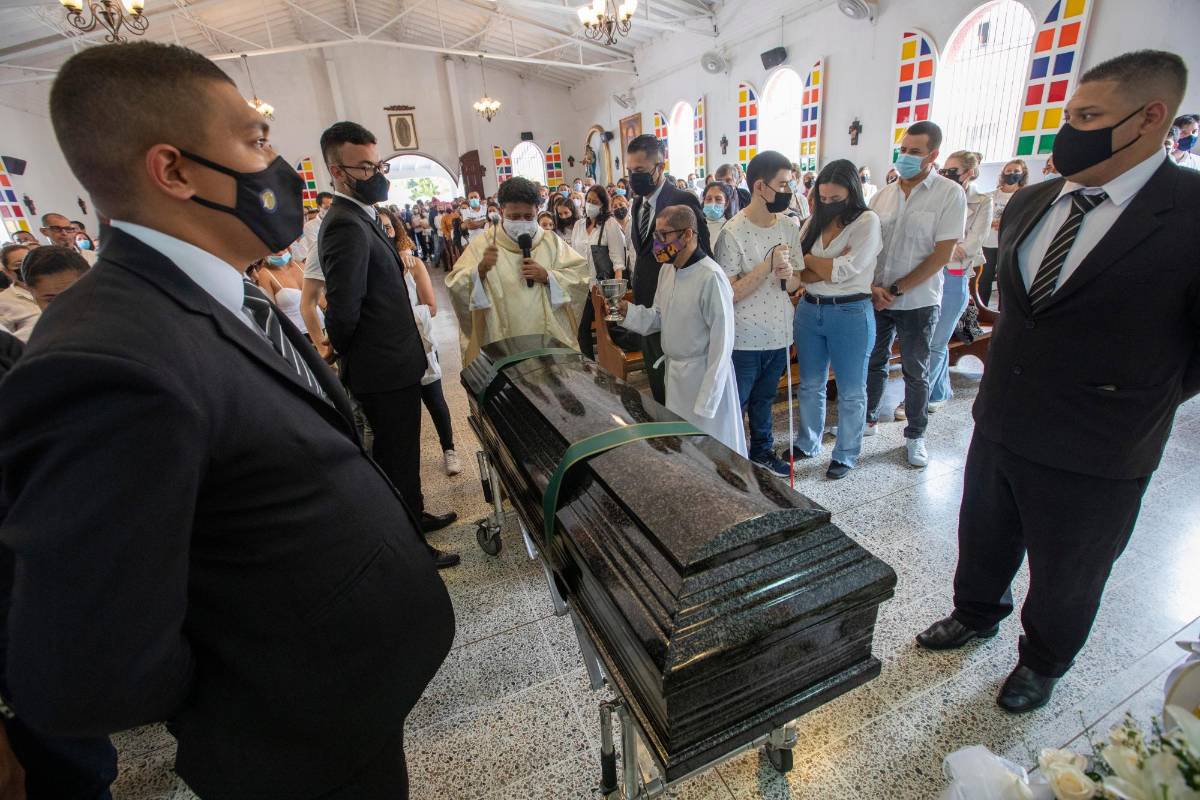 Gustavo, el mayor de tres hermanos, es recordado por sus cercanos como el centro de la unión familiar y el más amoroso. Foto: Edwin Bustamante