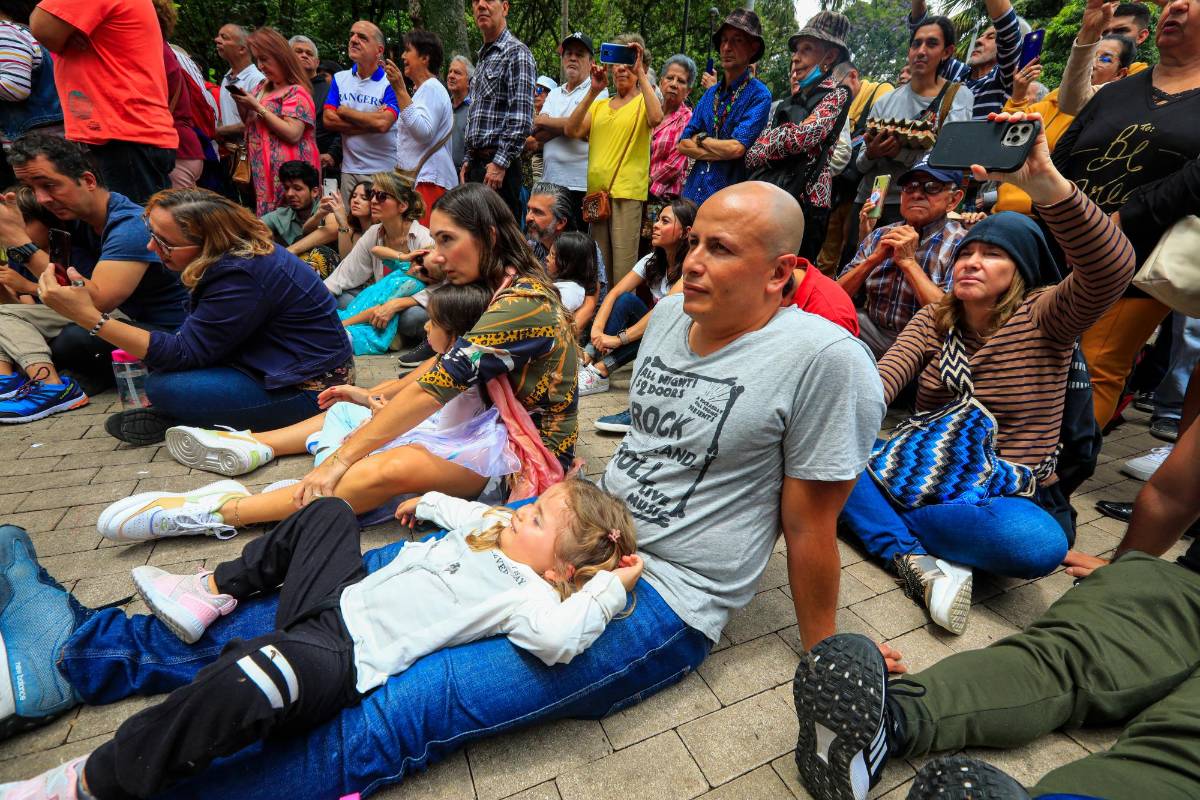 Fue un festejo lleno de emoción y agradecimiento por parte de los asistentes. Foto: MANUEL SALDARRIAGA QUINTERO.