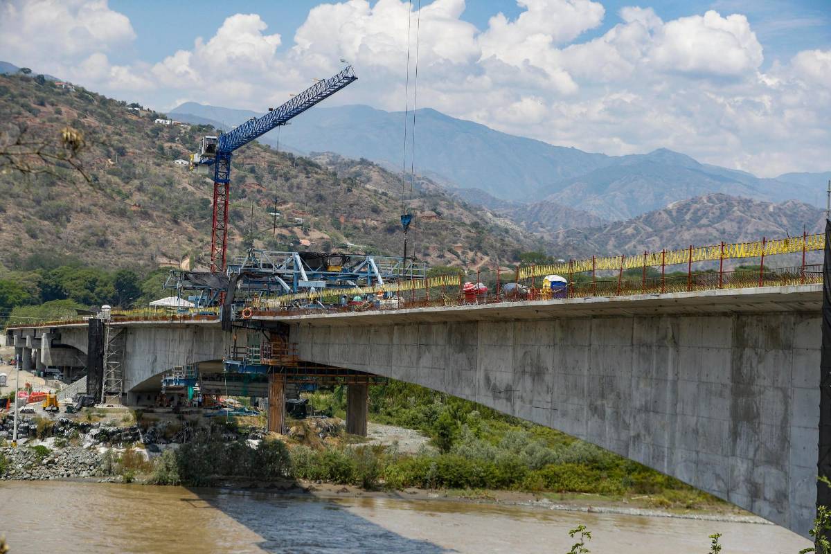 En el primer semestre del 2022 se pondrá en servicio los 181 kilómetros de la autopista Mar 1, primera parte de la conexión de cuarta generación entre Medellín y la sub región del Úraba. Foto: Manuel Saldarriaga Quintero.