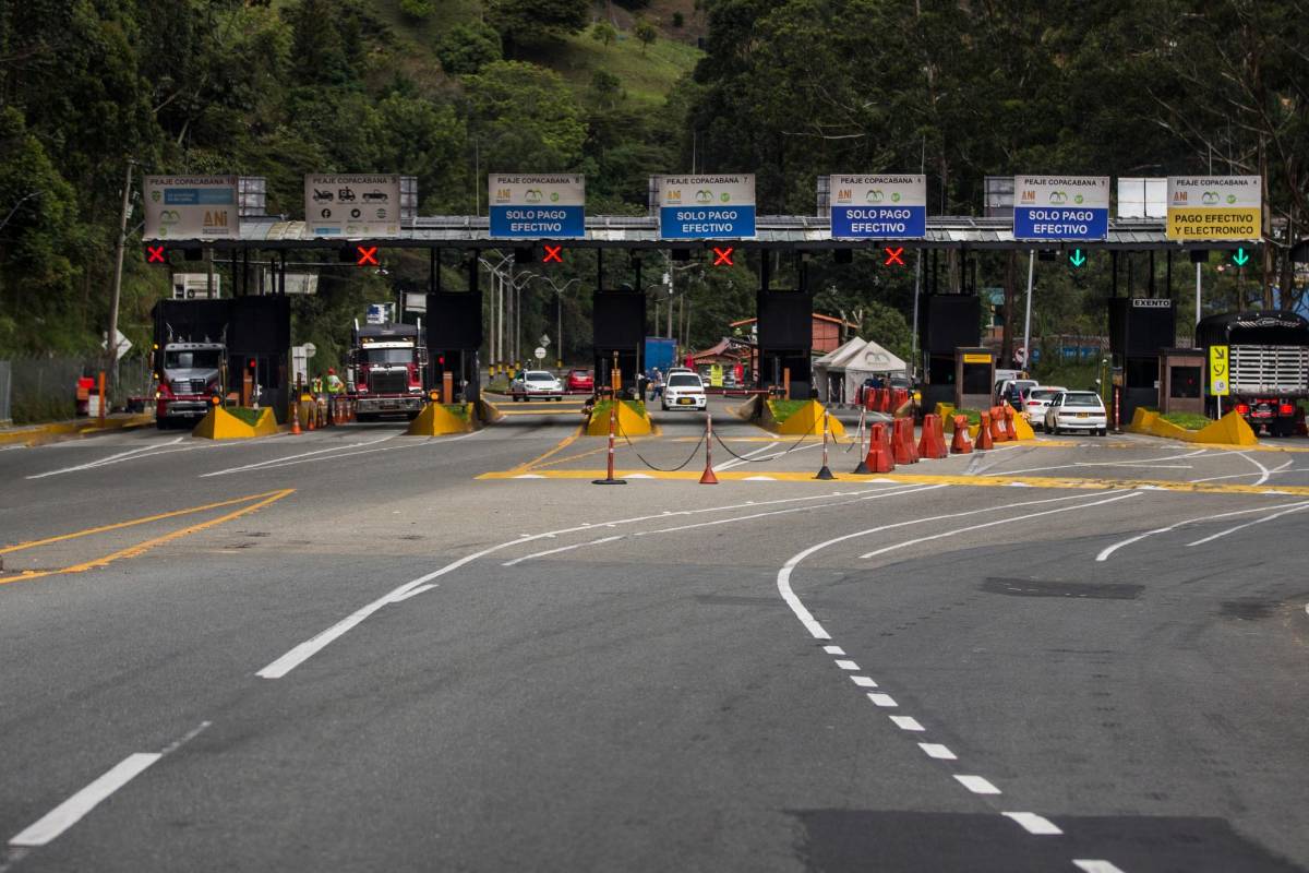 Esta es la panorámica del primer peaje saliendo de la ciudad de Medellín hacia los municipios del oriente antioqueño. FOTO: JULIO CÉSAR HERRERA