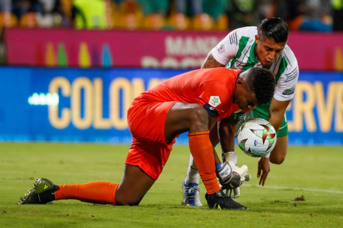 El verde hizo lo que prometió, luchar y ganar los tres puntos. Foto: MANUEL SALDARRIAGA QUINTERO.
