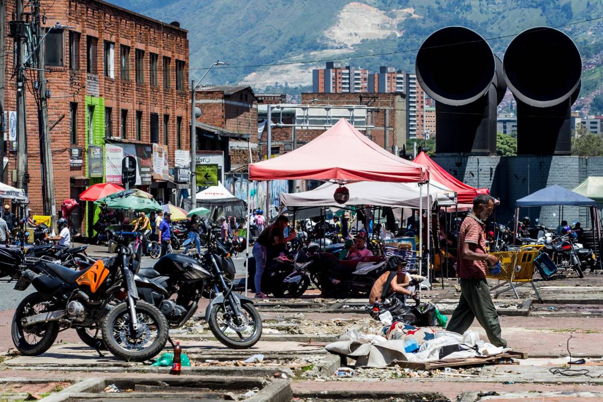El centro ha sido el núcleo del comercio y, así mismo, de los grupos delincuenciales de la ciudad. Además, hay espacio para cada uno de los delitos que se conocen. FOTO: JULIO CÉSAR HERRERA