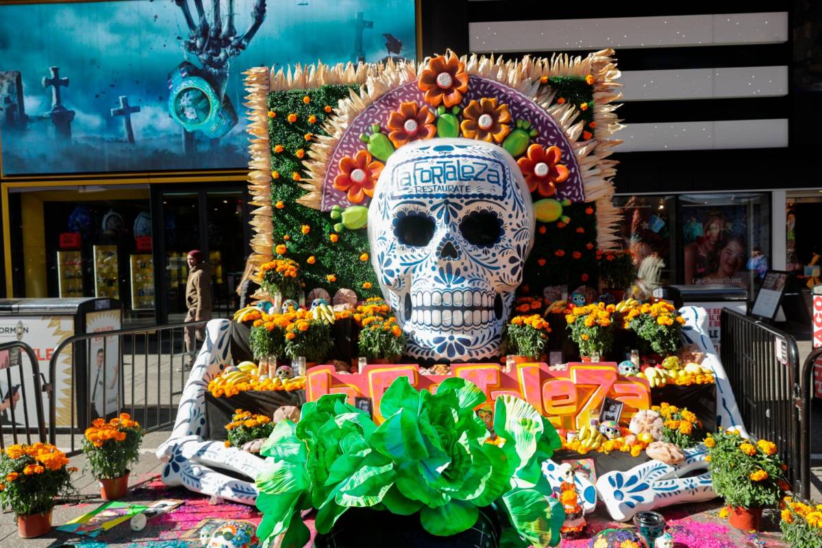 El Día de los Muertos, que se celebra cada 2 de noviembre, es una de las festividades más relevantes en México. El desfile fue este sábado 4 de noviembre. FOTO Getty