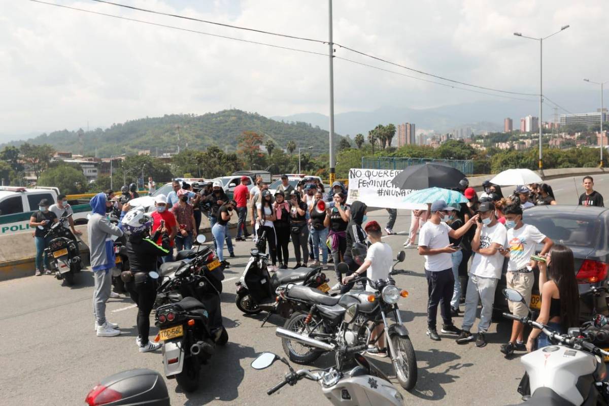 El movimiento político Estamos Listas realiza acompañamiento a la familia y han requerido celeridad a la acción institucional. FOTO: Camilo Suárez