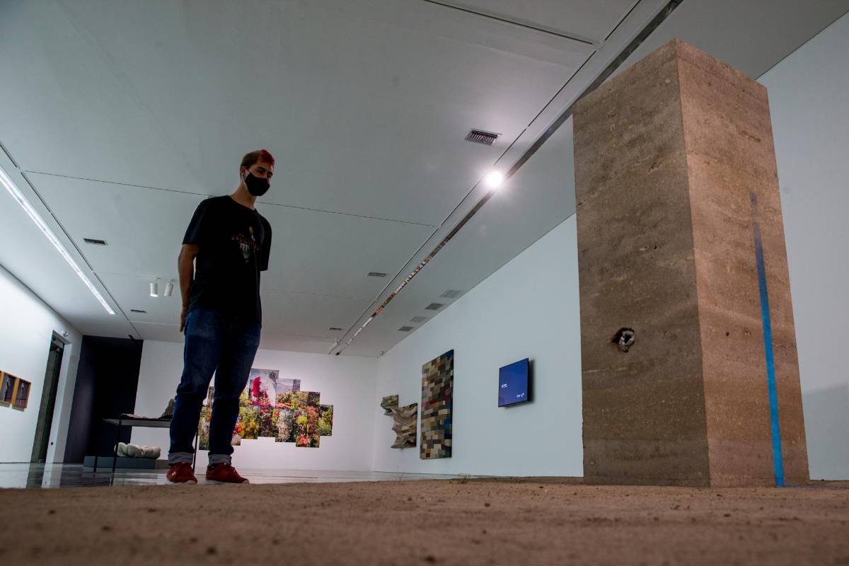Cada obra es diferente una de la otra, no hubo temática, ninguna petición exacta, hubo liberta, pero también mucho acompañamiento y conversación en torno a cada obra. FOTOS: JULIO CÉSAR HERRERA