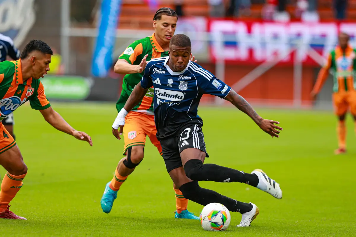 El equipo antioqueño continúa demostrando solidez bajo el mando de Restrepo y mantiene vivo su sueño de disputar la final de la Copa. Foto: Manuel Saldarriaga Quintero.