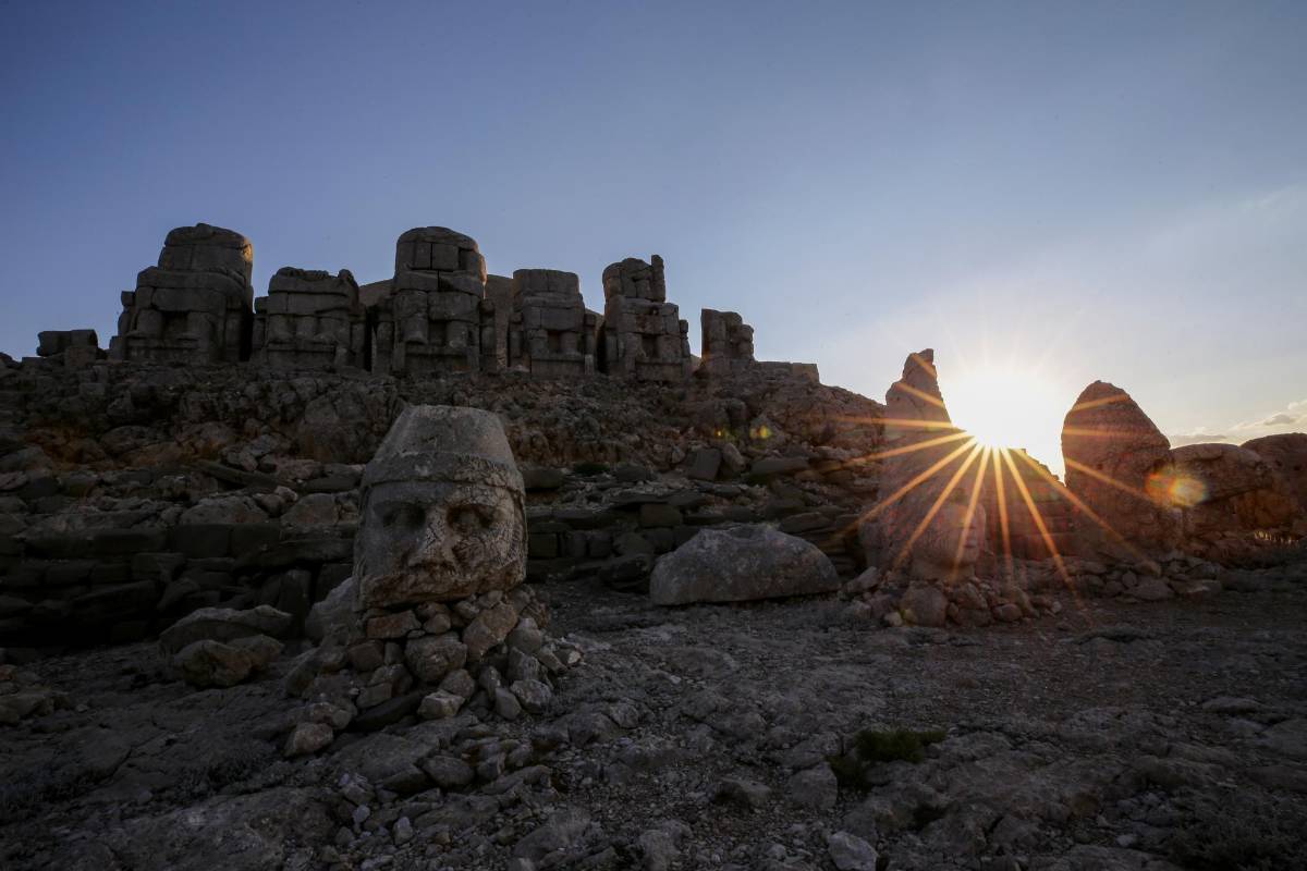 En 1987, fue catalogado como Patrimonio de la Humanidad por la UNESCO. El monte Nemrut es conocido por las ruinas de la tumba-santuario en su cima. Fotos Getty