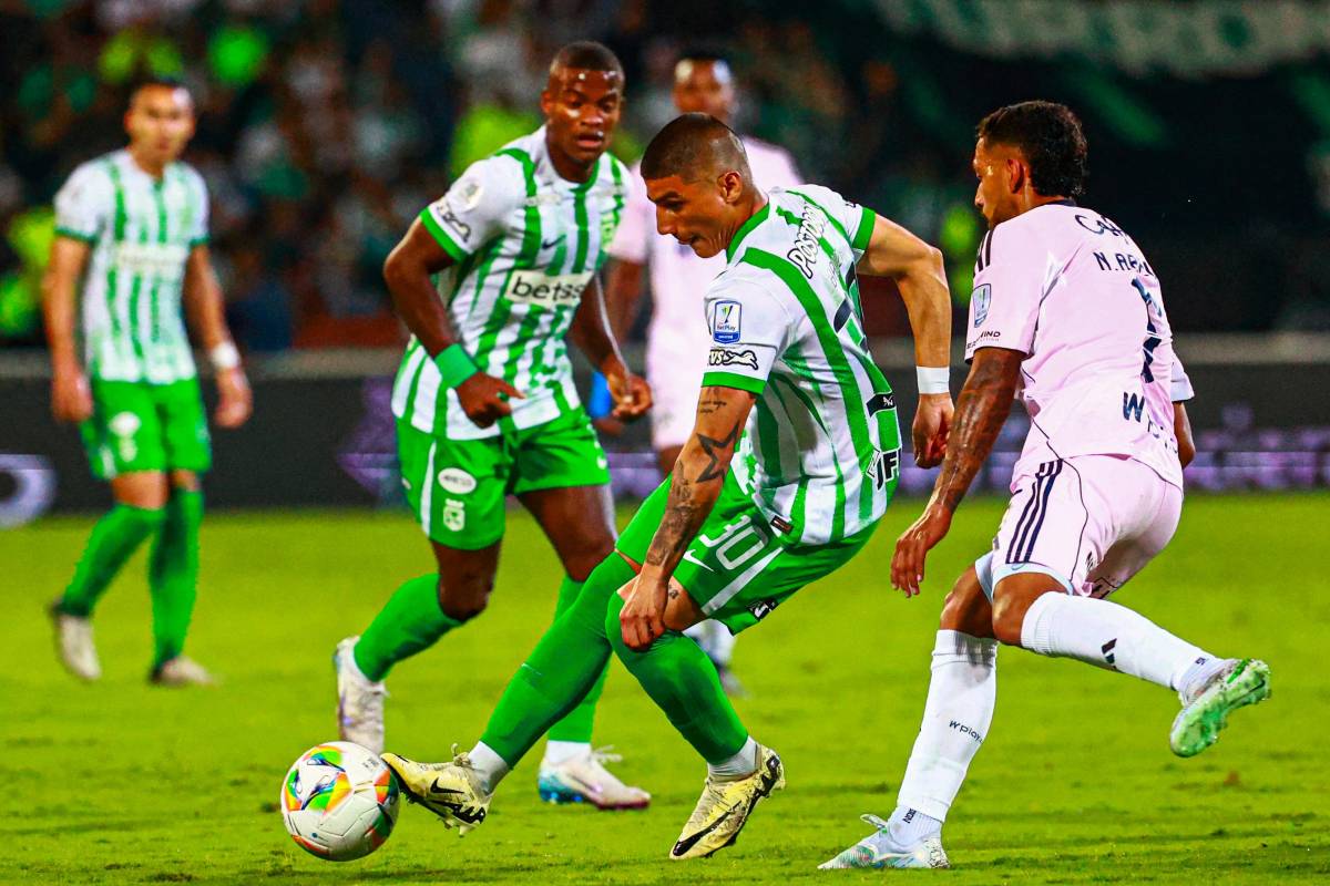 Nacional, desde el primer minuto, fue más que su rival. Sin embargo, como tantas veces en los últimos años, el gol parecía resistirse. Foto: Manuel Saldarriaga Quintero.