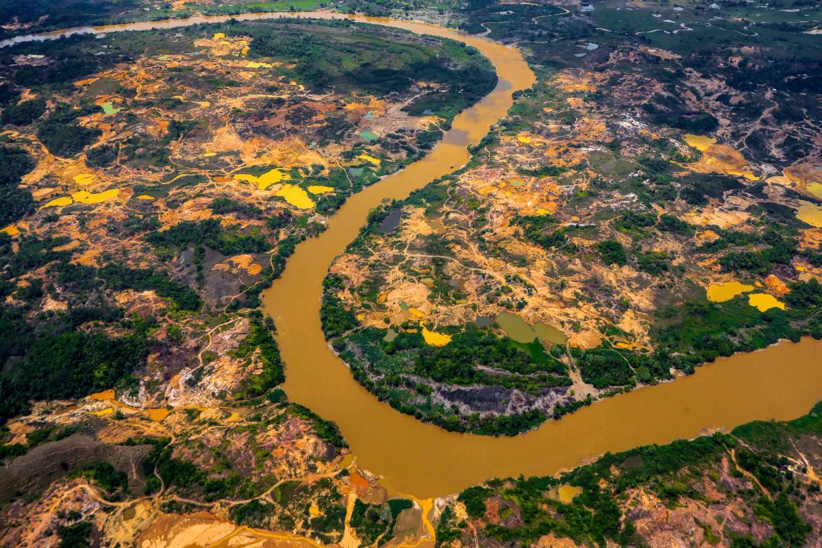 La minería ilegal: riqueza que atrapa y devasta al Bajo Cauca y al Nordeste antioqueño. Foto: Manuel Saldarriaga