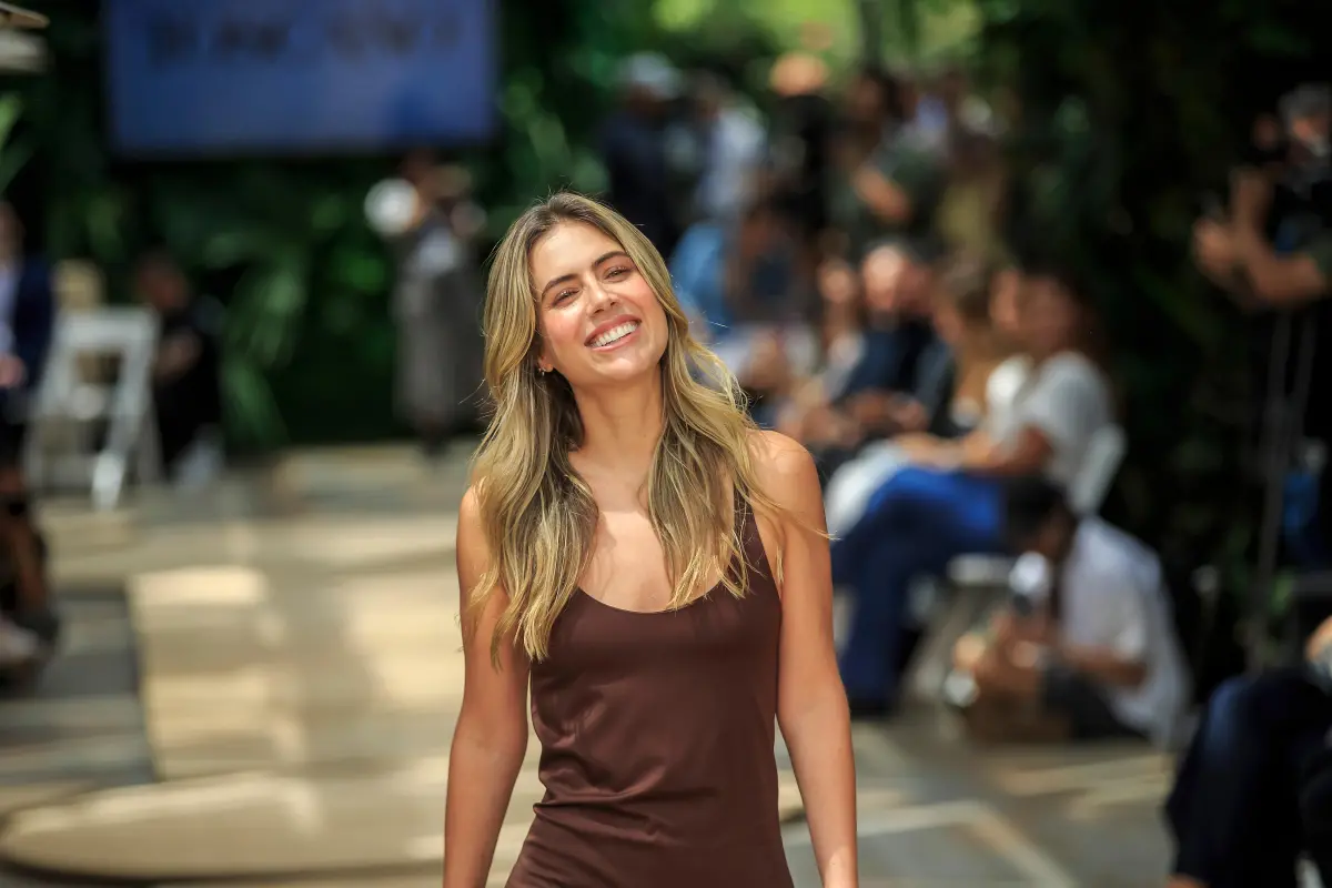 Ana Sofía Henao también estuvo desfilando en esta pasarela. FOTO Camilo Suárez