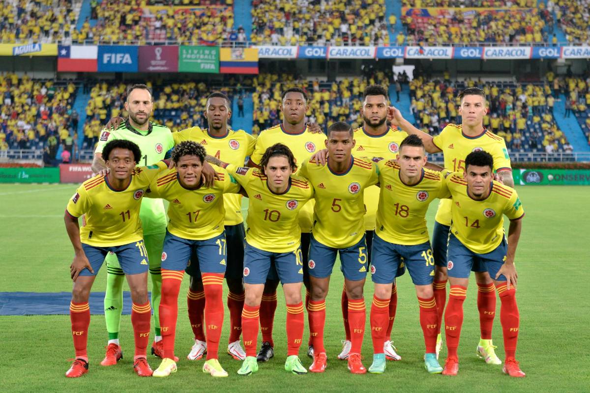 Los dirigidos por Reinaldo Rueda pusieron fin a 20 años de no ganarle a los charrúas en suelo colombiano. Foto: Getty