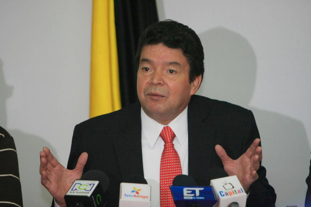 El reconocido dirigente sindical Julio Roberto Gómez, presidente de Confederación General del Trabajo (CGT), también murió esta madrugada por covid-19. Foto: Colprensa