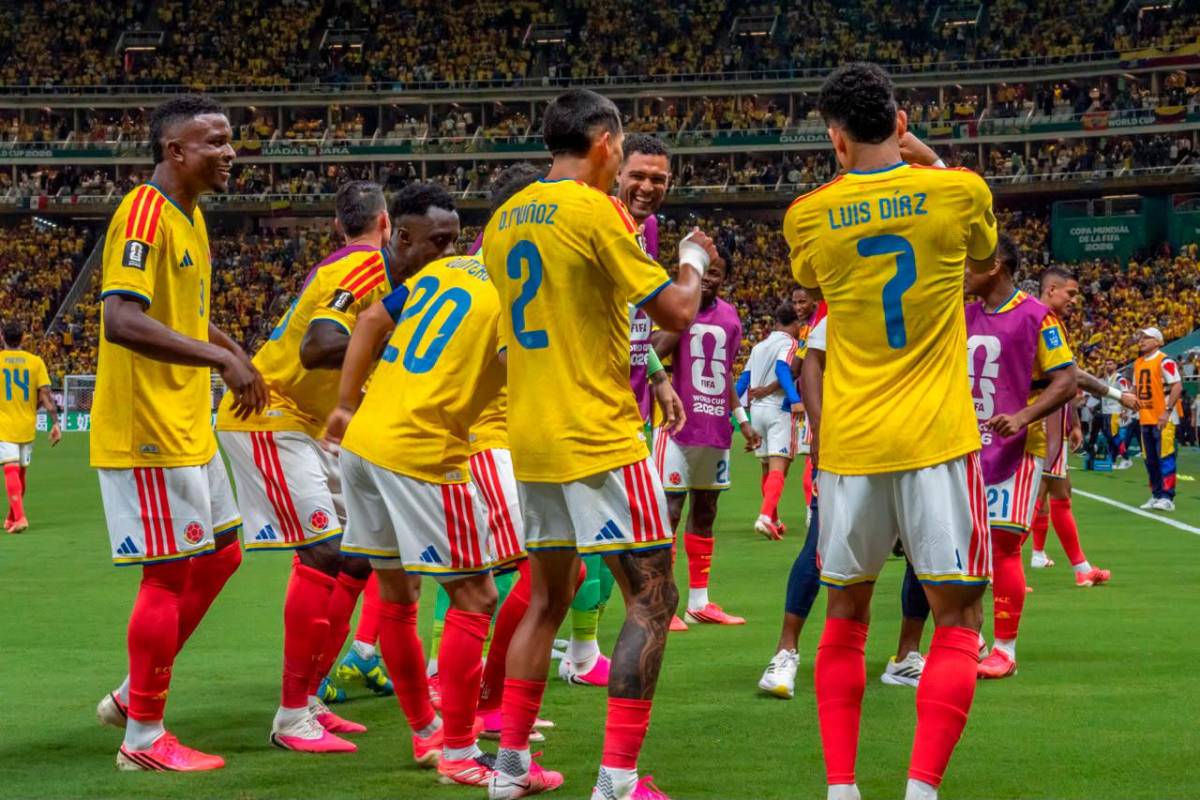 El seleccionado nacional celebró el gol de Daniel Muñoz que le dio la victoria y lo puso primero en el Grupo K del Mundial. Foto: Juan Antonio Sánchez