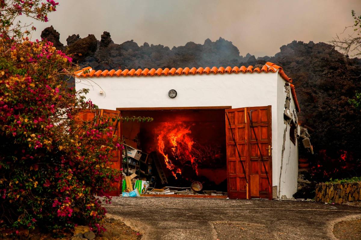  Hasta las casas llegó la lava l FOTO. GETTY