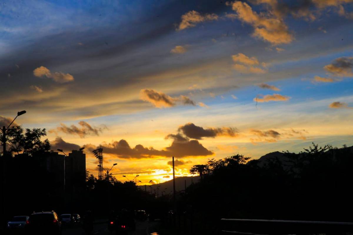 Los que madrugaron disfrutaron de este hermoso espectáculo de la naturaleza. Foto: Juan Antonio Sánchez