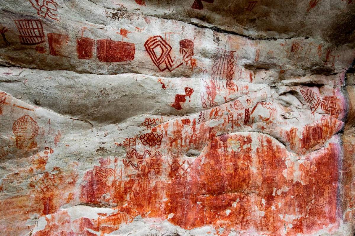 Lo que si se sabe es que fueron pintadas en diferentes momentos de la historia y que en sus figuras predominan animales, plantas, figuras humanas y su cotidianidad. Foto: Jaime Pérez