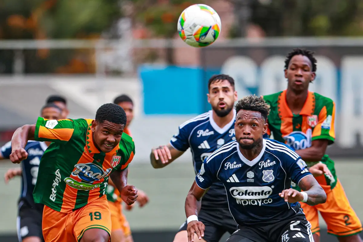 Léyser Chaverra, por lo general eficaz pateando penaltis, erró su segundo cobro desde que llegó al Medellín. Foto: Manuel Saldarriaga Quintero.