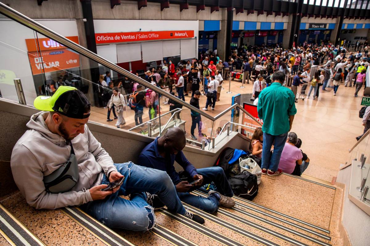 Son cerca de 1 millón las personas afectadas, quienes habían hecho sus reservas con la aerolínea. Foto: Carlos Velásquez
