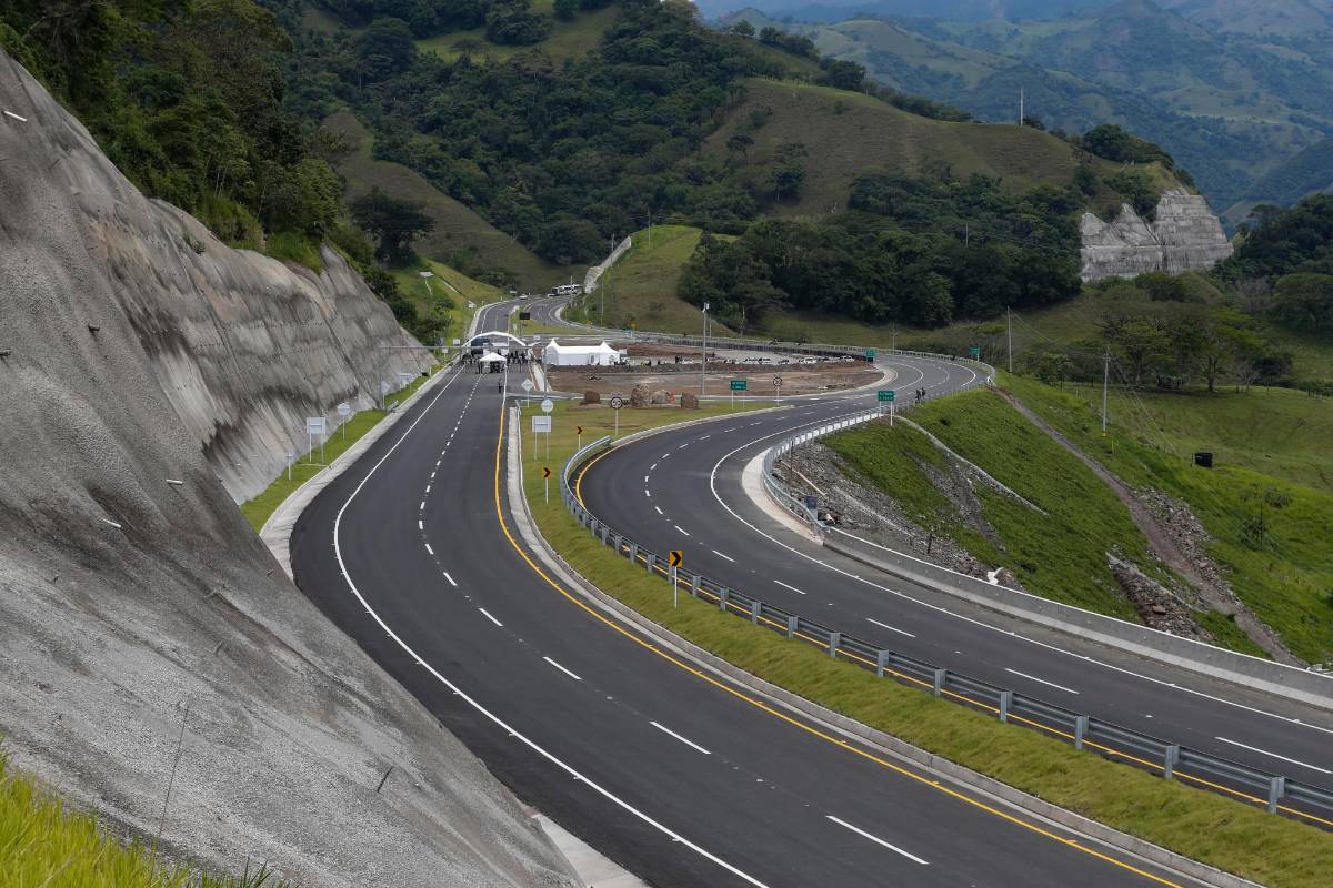 La obra completa impacta directamente los municipios de Amagá, Titiribí, Venecía y Caldas. Foto: Manuel Saldarriaga Quintero.