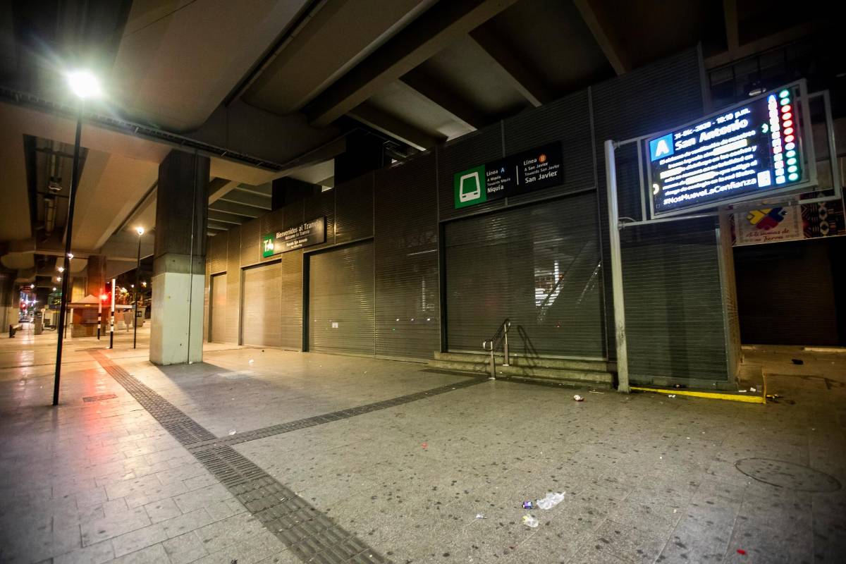 Acceso Tranvía Estación San Antonio. Foto: Carlos Velásquez