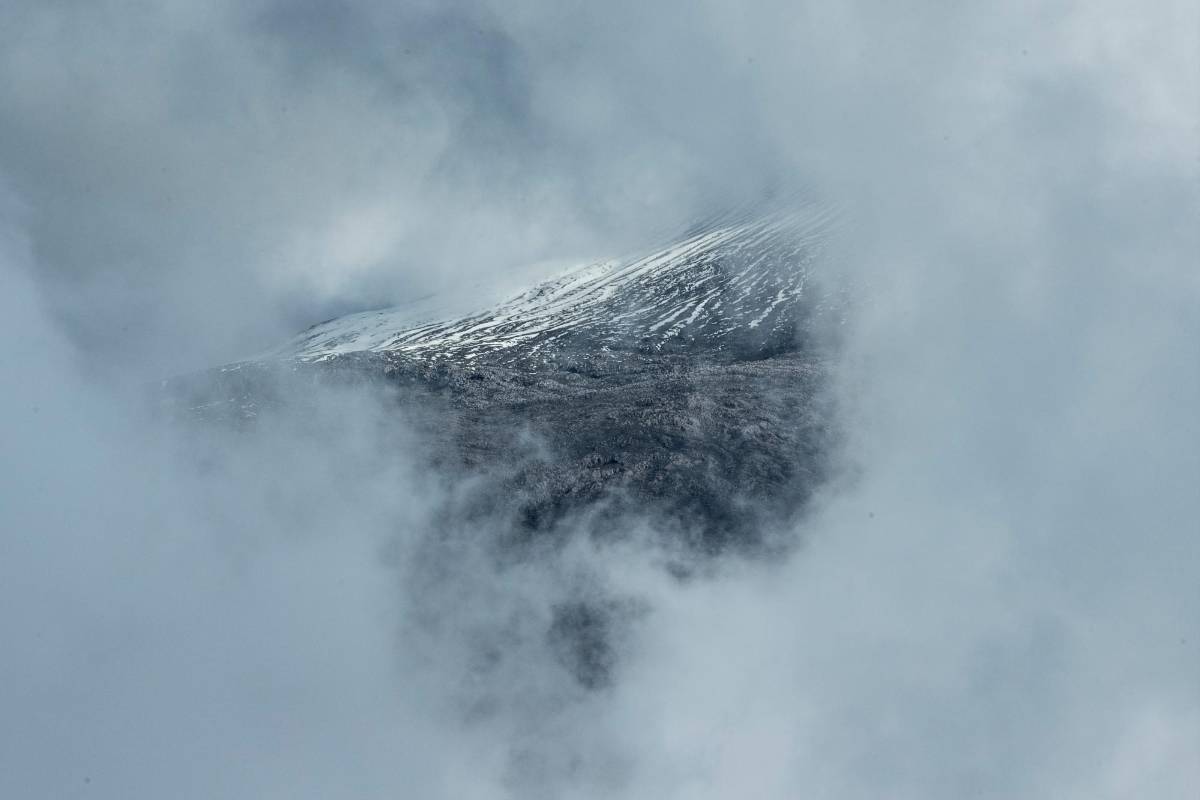 Este volcán ha presentado actividad en las últimas semanas, poniendo en alerta a las autoridades locales. Foto: Jaime Pérez