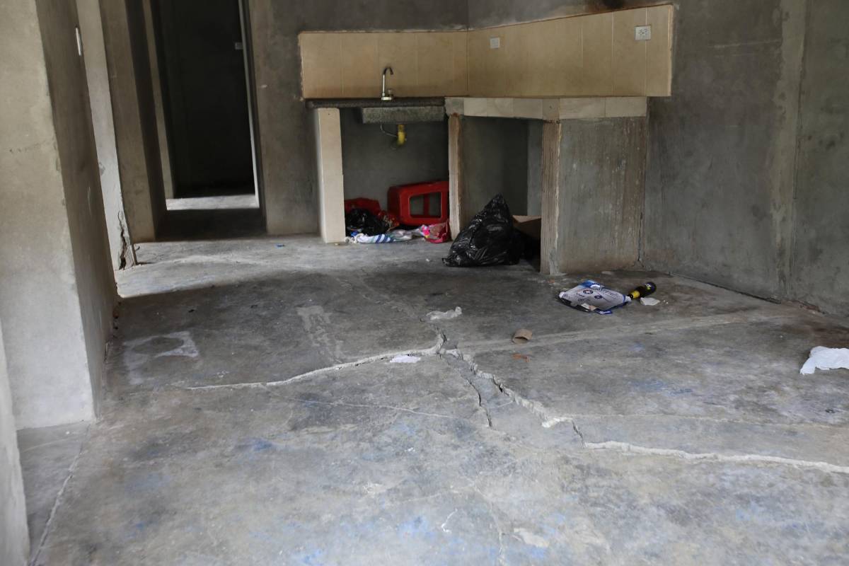 Los habitantes del sector fueron ubicados en hoteles y albergues en la ciudad de Medellín. Foto: Edwin Bustamante