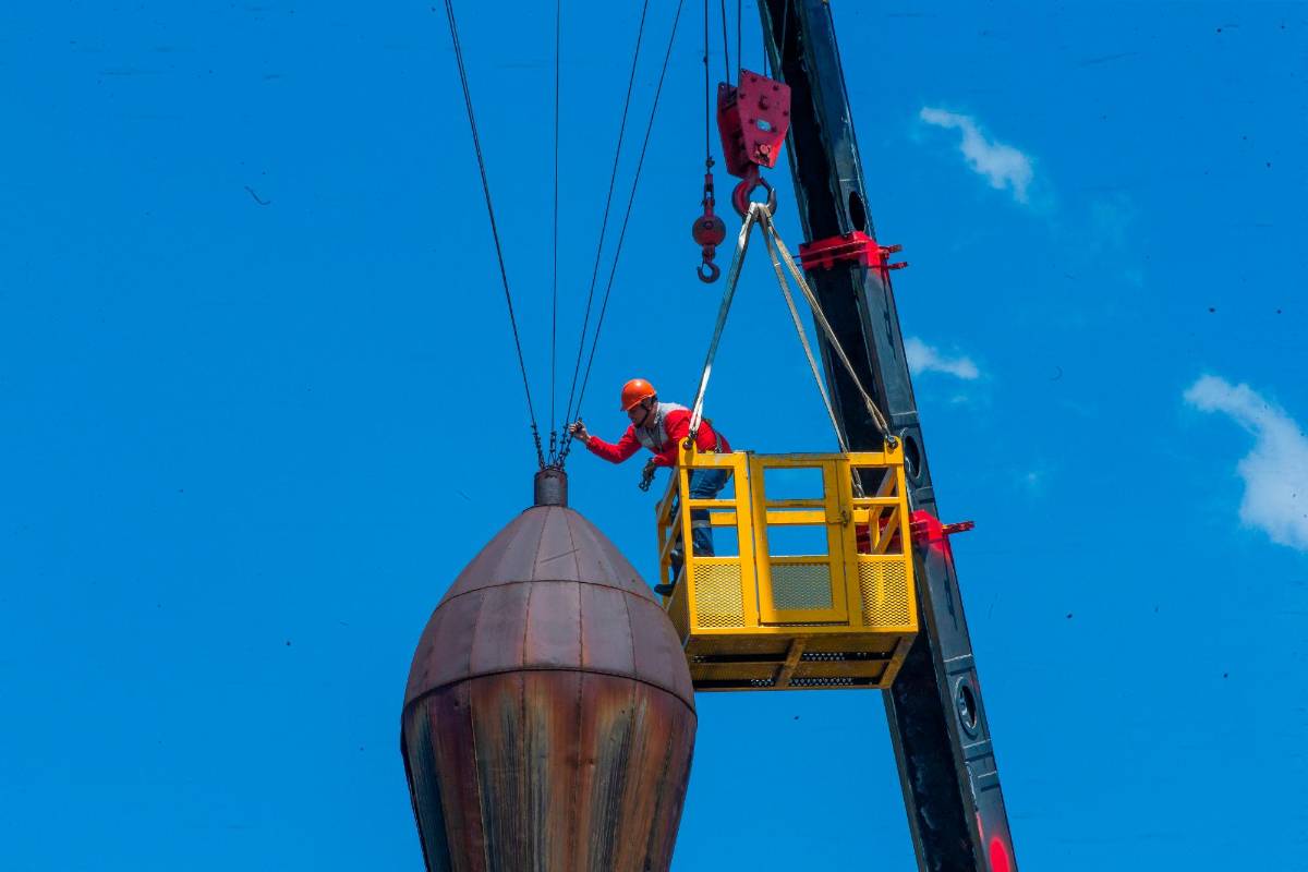 El desmonte se produjo tras el riesgo que supuso el desprendimiento de una parte de ella y el desgaste general de la obra. Foto: Esneyder Gutiérrez