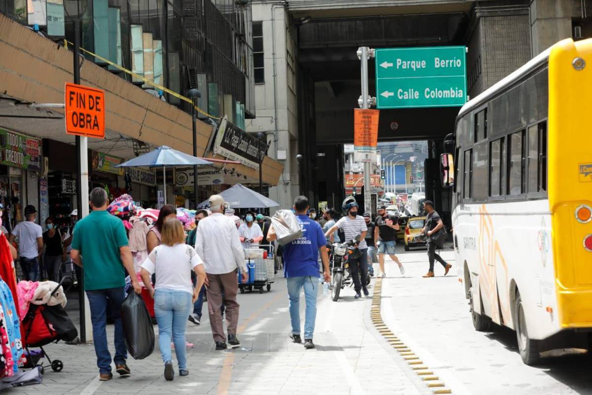 El centro de Medellín fue la zona más concurrida por el comercio. Foto: Camilo Suárez.