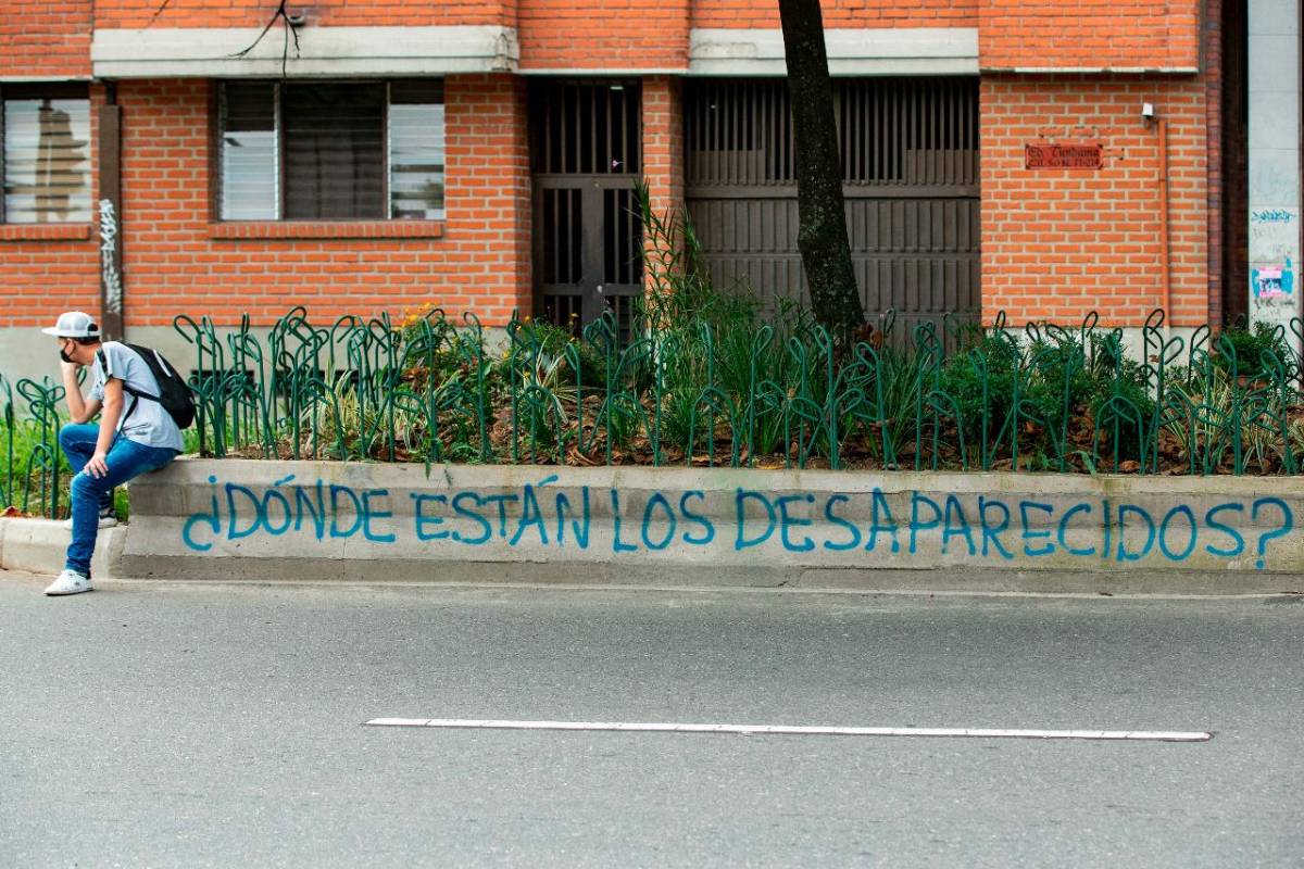 Al cumplirse un mes desde el inicio del Paro Nacional, Medellín vivió una nueva jornada de marchas. Foto: Jaime Pérez