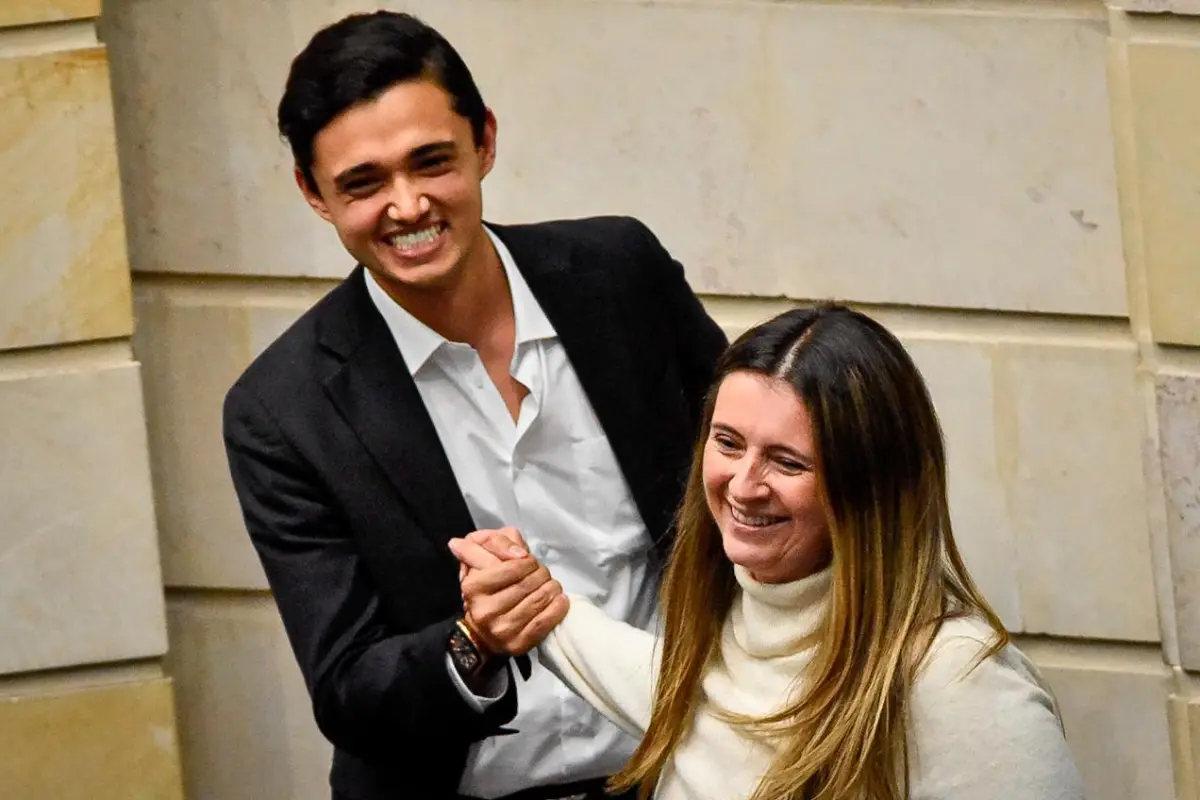 Congresistas de la oposición, como Paloma Valencia, celebraron el hundimiento de la consulta popular del Gobierno. FOTO: Colprensa