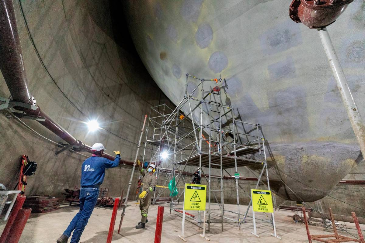 Después de tantos años de funcionamiento EPM consideró que ya era hora de hacer mantenimiento a la planta. Los trabajos iniciaron hace unos cuatro meses y se calcula que se tardará hasta diciembre. Fotos Camilo Suárez