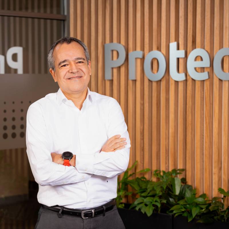 Juan David Correa, presidente de Protección, destacó los $20,8 billones en rendimientos abonados a los afiliados en 2025. FOTO: Cortesía Protección