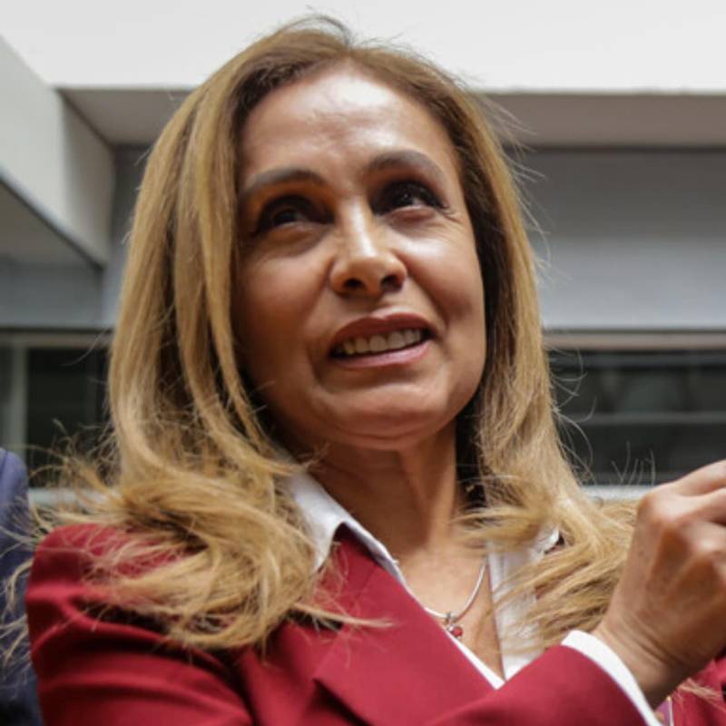 Viviana León ha presentado el nuevo modelo de pasaportes que planteó el gobierno Petro. Foto: Colprensa.