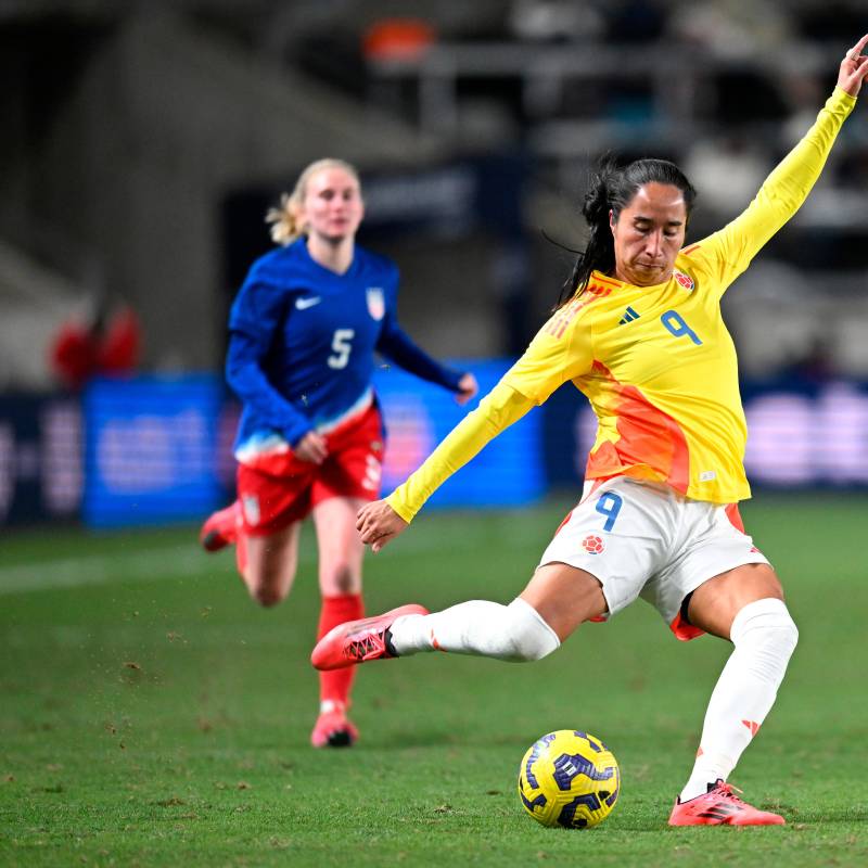 Mayra Ramírez y Linda Caicedo lideran la Selección Colombia femenina mayores que se mide este lunes a Corea del Sur, en su segundo duelo amistoso. FOTO: GETTY