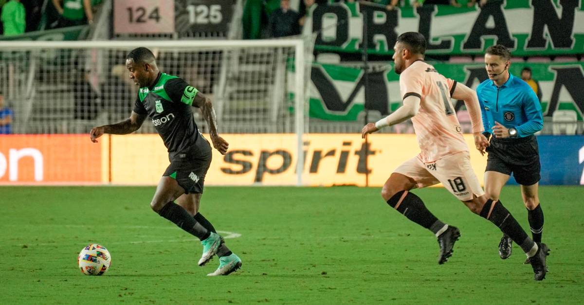 With a goal from Durlan Pabon, Atlético Nacional tied with Universitario in the United States