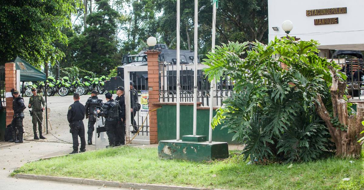 ¡atención 18 Presos Se Fugaron De Estación De Policía En Medellín 7146