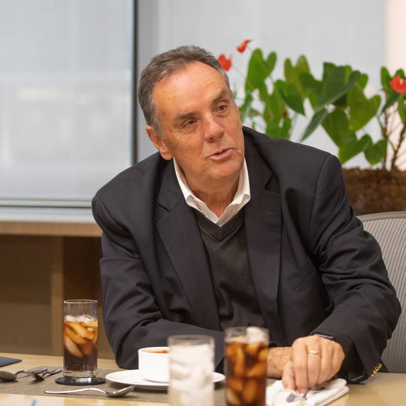 Jorge Mario Velásquez, presidente de Grupo Argos, explicó que las cifras reflejaron la venta de Summit Materials y la exclusión del portafolio de las acciones de Sura. FOTO Esneyder Gutiérrez