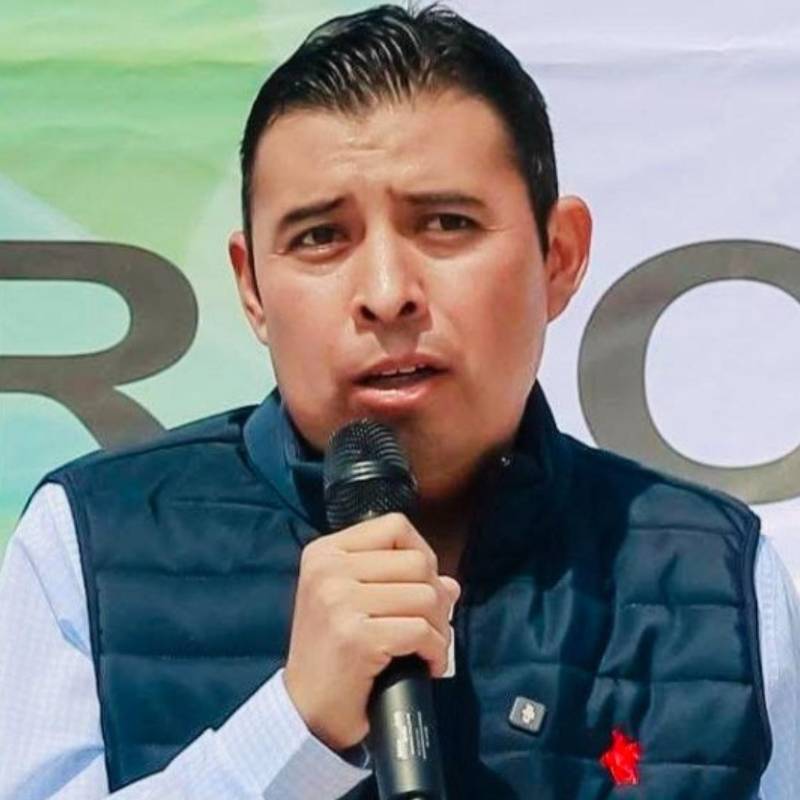 Valentín Lavín, alcalde de Temoac, estado de Morelos, fue asesinado dentro del ayuntamiento en México. FOTO: Tomada de su Instagram @valentin_lavin