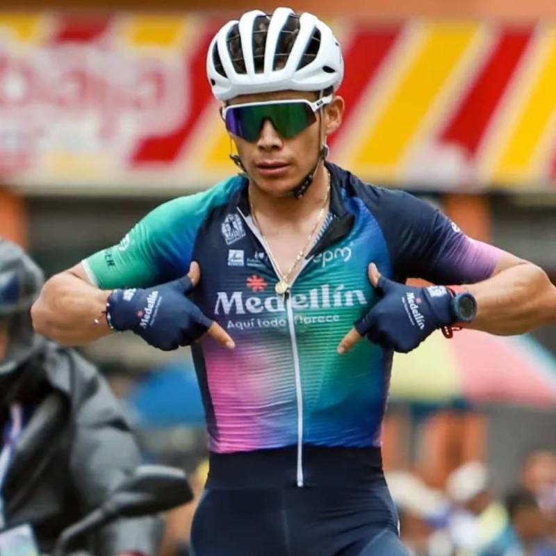 El ciclista colombiano Miguel Ángel ‘Supermán’ López, fue robado y secuestrado en su propia residencia en Boyacá. FOTO: TEAM MEDELLÍN