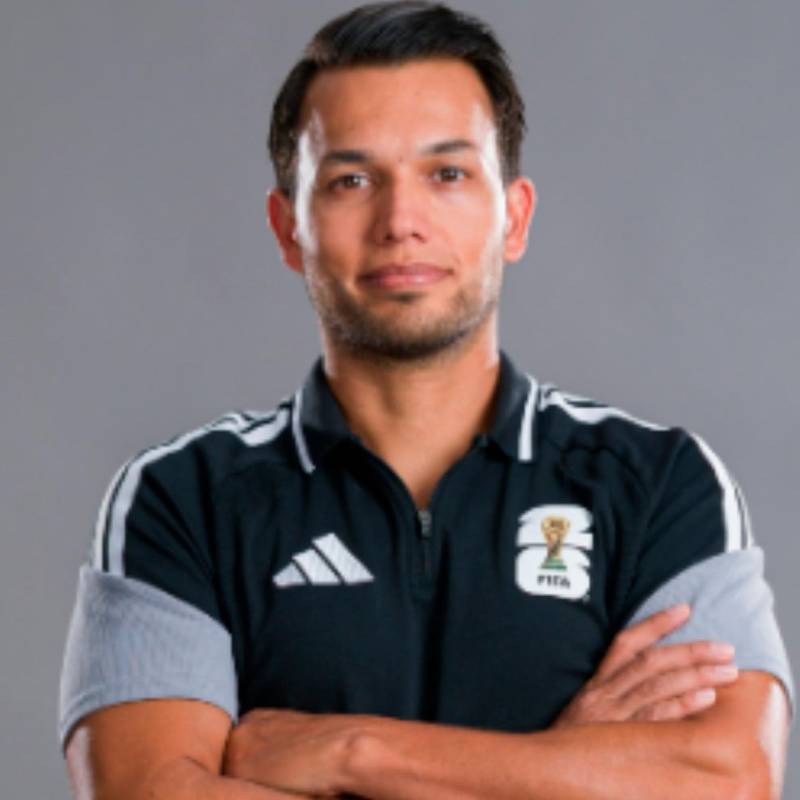El árbitro colombiano Nicolás Gallo estuvo presente en el primer partido del Mundial, en el que se enfrentaron México y Sudáfrica. Foto: tomada de X