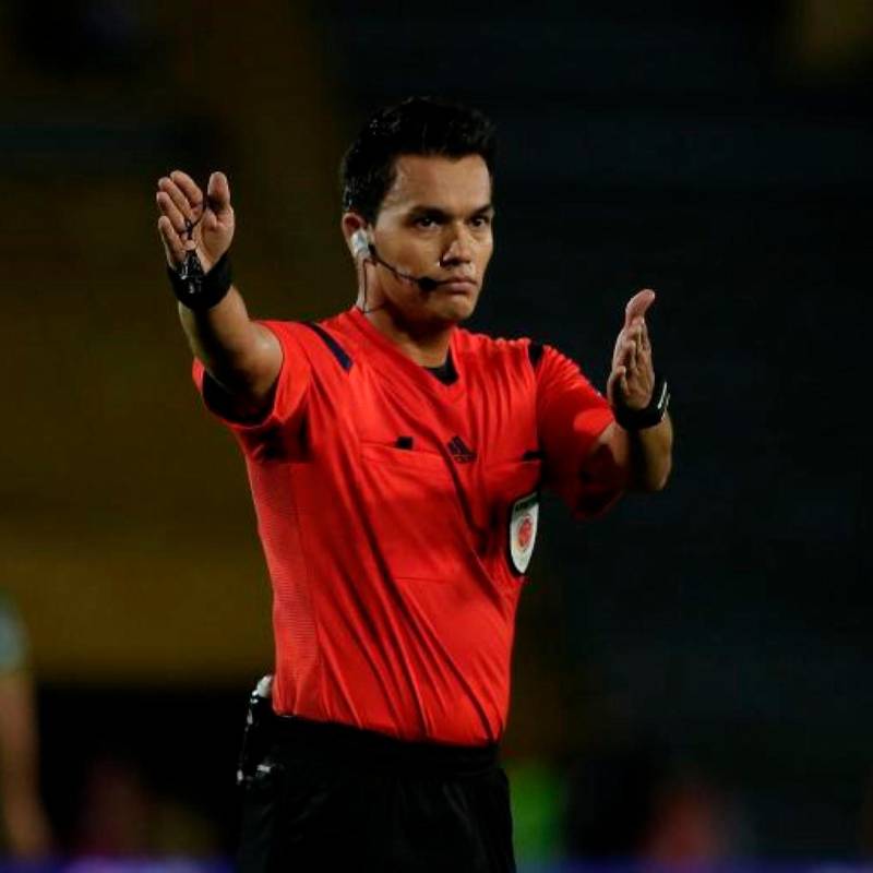 Nicolás Gallo el árbitro colombiano que estará en el grupo arbitral que impartirá justicia en la final entre Argentina y España, por el título del Mundial de Norteamérica. FOTO COLPRENSA 