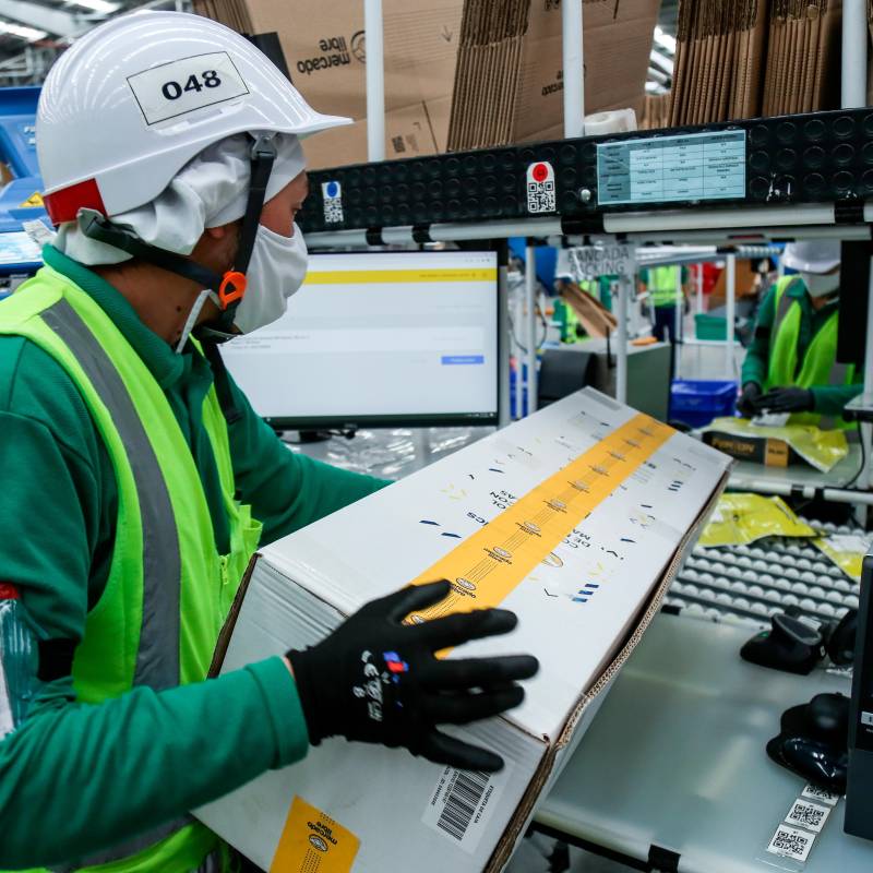 Mercado Libre reforzó su operación logística en Antioquia para ofrecer entregas el mismo día durante la Feria de las Flores. FOTO COLPRENSA