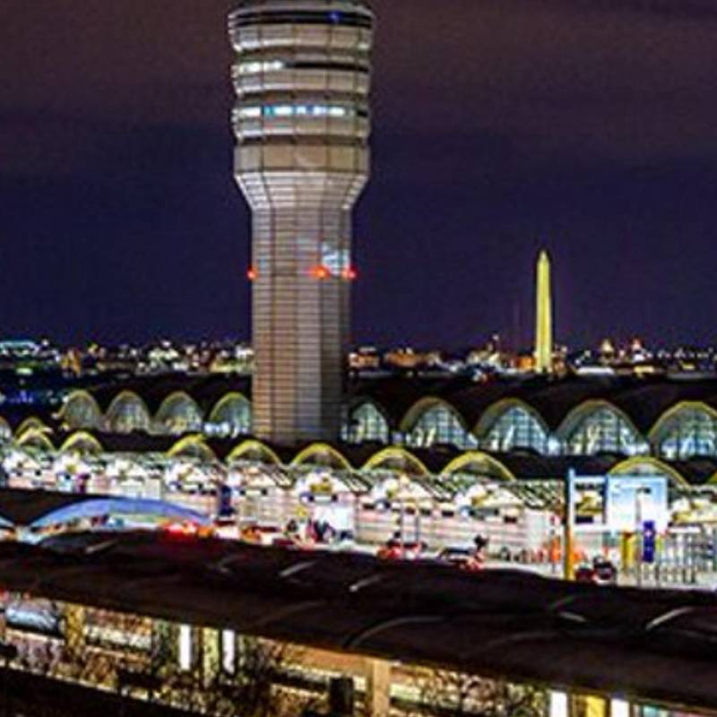 El aeropuerto estuvo cerrado durante varias horas. FOTO: REDES SOCIALES DEL AEROPUERTO