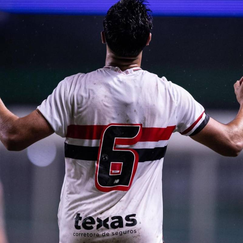 Nicolás Bosshardt, lateral de 19 años del Sao Paulo, enfrentará la justicia en libertad condicional tras arrollar fatalmente a un hombre de 84 años. FOTO: Tomada de redes sociales @nicolasbosshardt