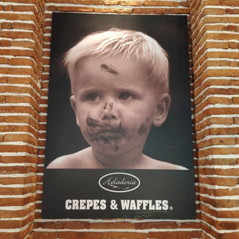 ¿Quién es el niño del cuadro de Crepes & Waffles? FOTO: Sandra Segovia Marín