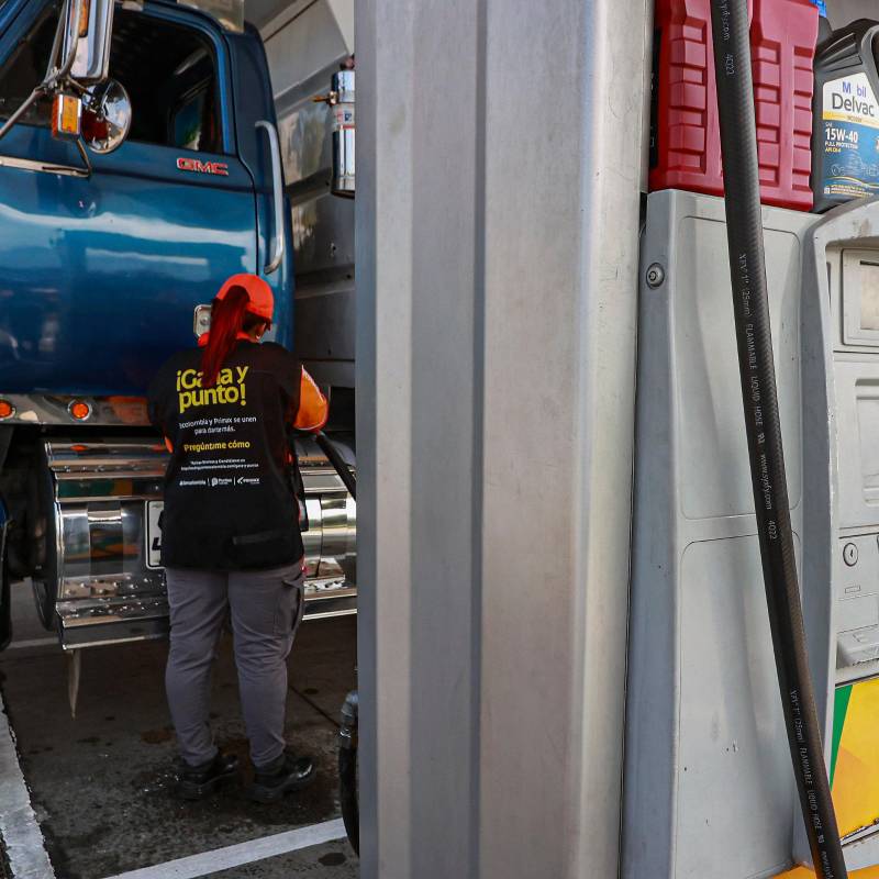 Los subsidios al diésel concentran la mayor carga fiscal del sistema de estabilización de combustibles en Colombia. FOTO Manuel Saldarriaga