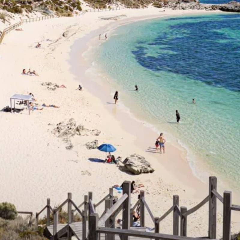 Un hombre murió tras ser atacado por un tiburón en una playa de Perth, en el estado de Australia Occidental. FOTO: Tomada de Instagram @TRAVELWISE 