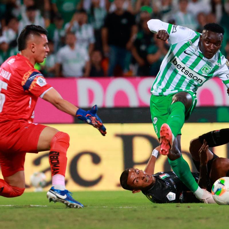 Kevin Viveros uno de los elegidos por Javier Gandolfi para la titular en el duelo ante Once Caldas. FOTO MANUEL SALDARRIAGA 
