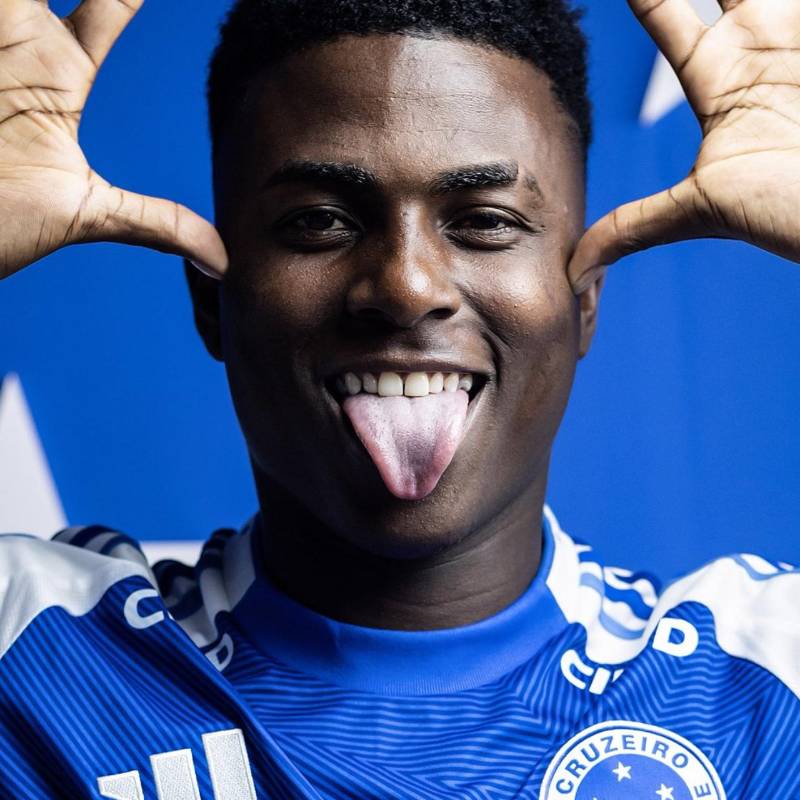 El joven delantero de 20 años fue presentado oficialmente en el equipo Brasileño luego de jugar por tres años con Millonarios. FOTO: Tomada de redes sociales @Cruzeiro